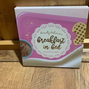 Beauty Bakery eyeshadow palette